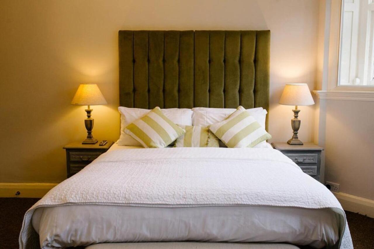 Rooks Nest Hotel ลอนดอน ภายนอก รูปภาพ