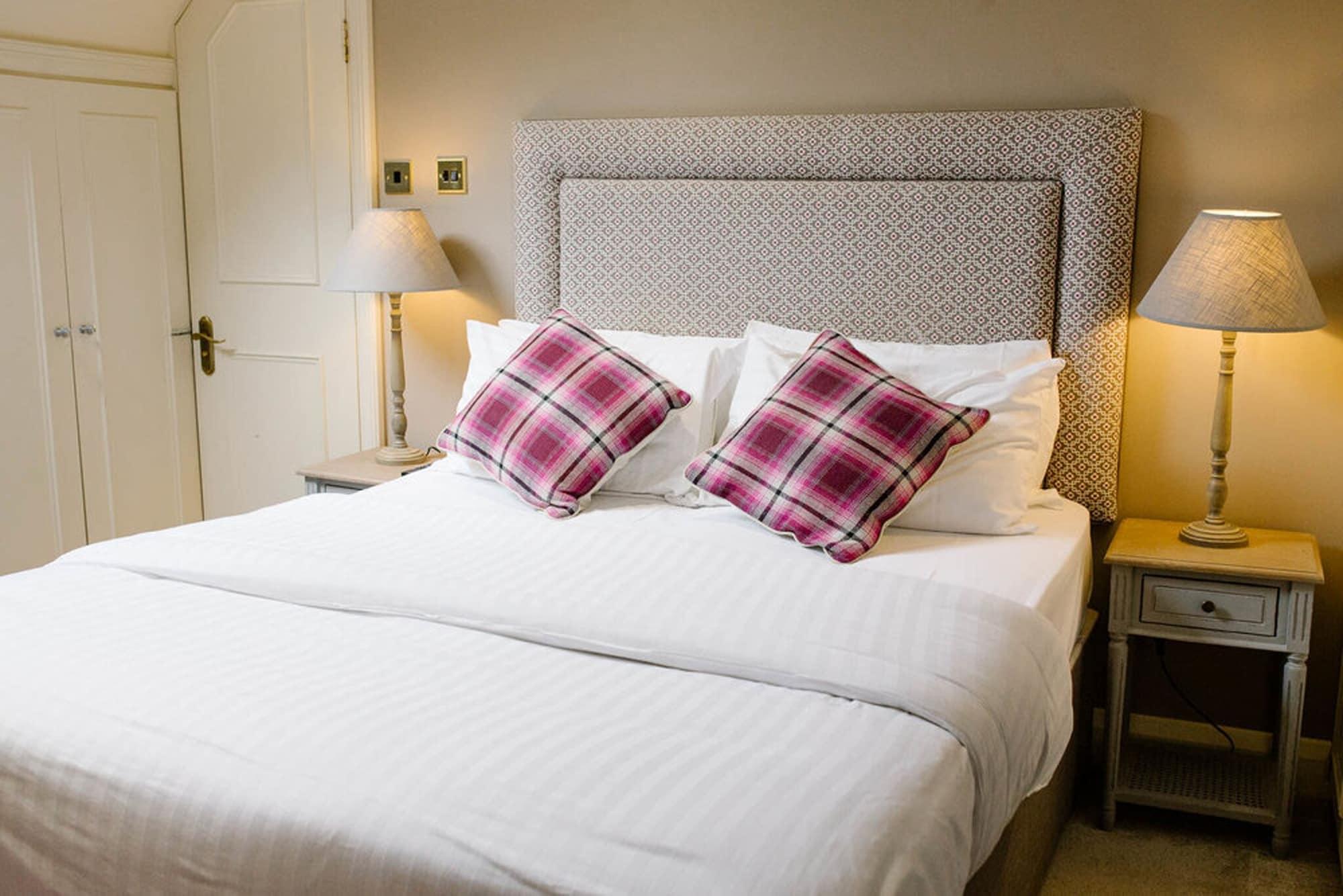 Rooks Nest Hotel ลอนดอน ภายนอก รูปภาพ
