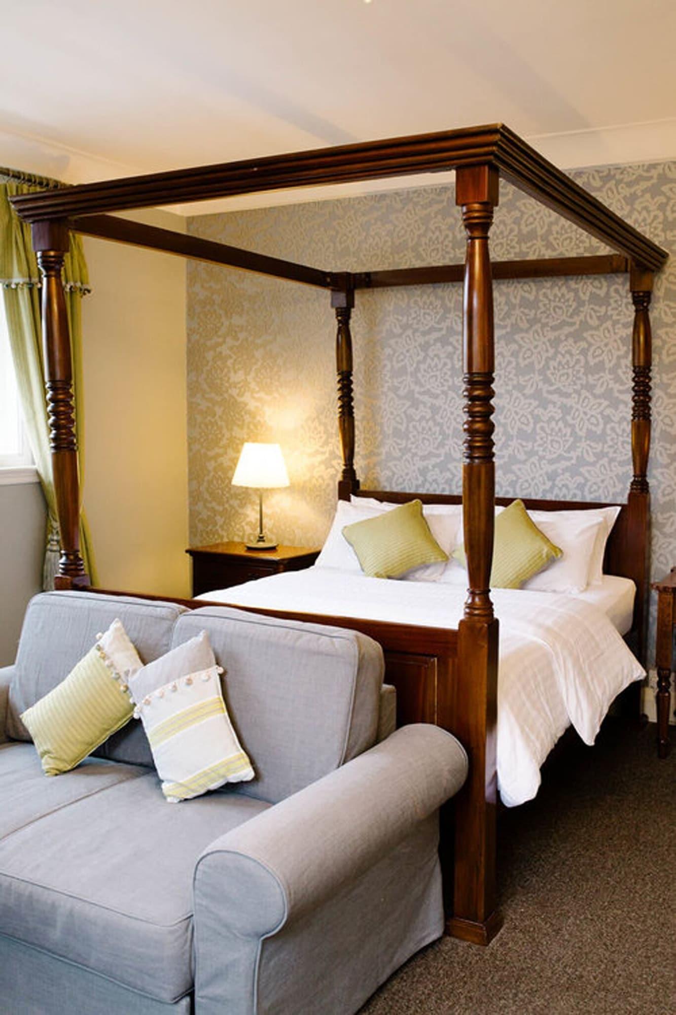 Rooks Nest Hotel ลอนดอน ภายนอก รูปภาพ