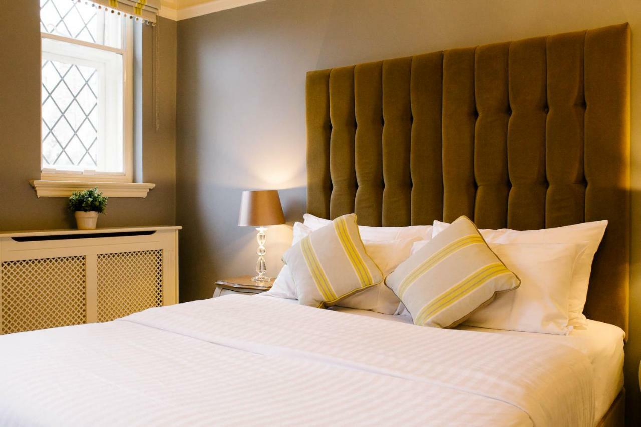 Rooks Nest Hotel ลอนดอน ภายนอก รูปภาพ