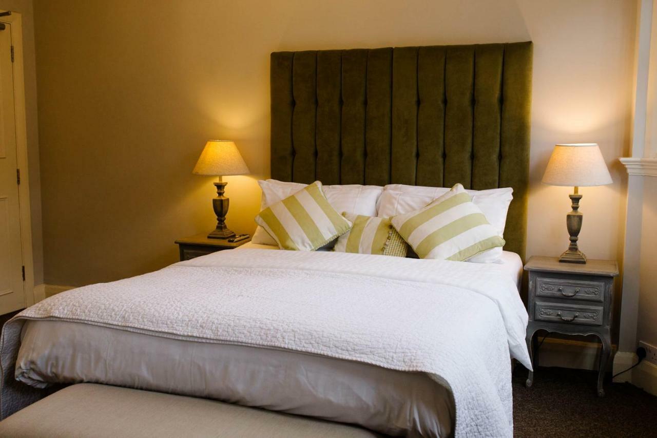 Rooks Nest Hotel ลอนดอน ภายนอก รูปภาพ