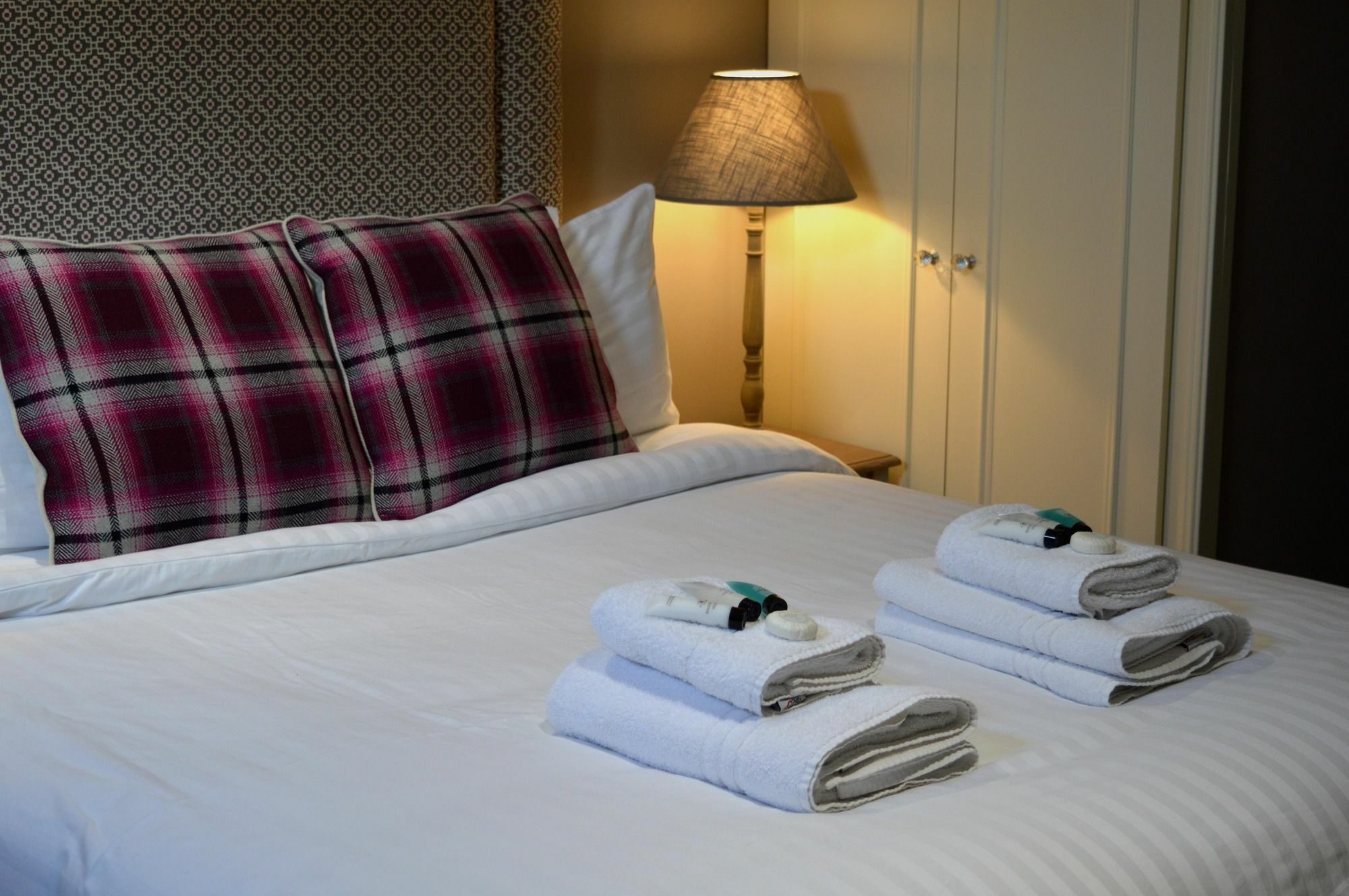 Rooks Nest Hotel ลอนดอน ภายนอก รูปภาพ